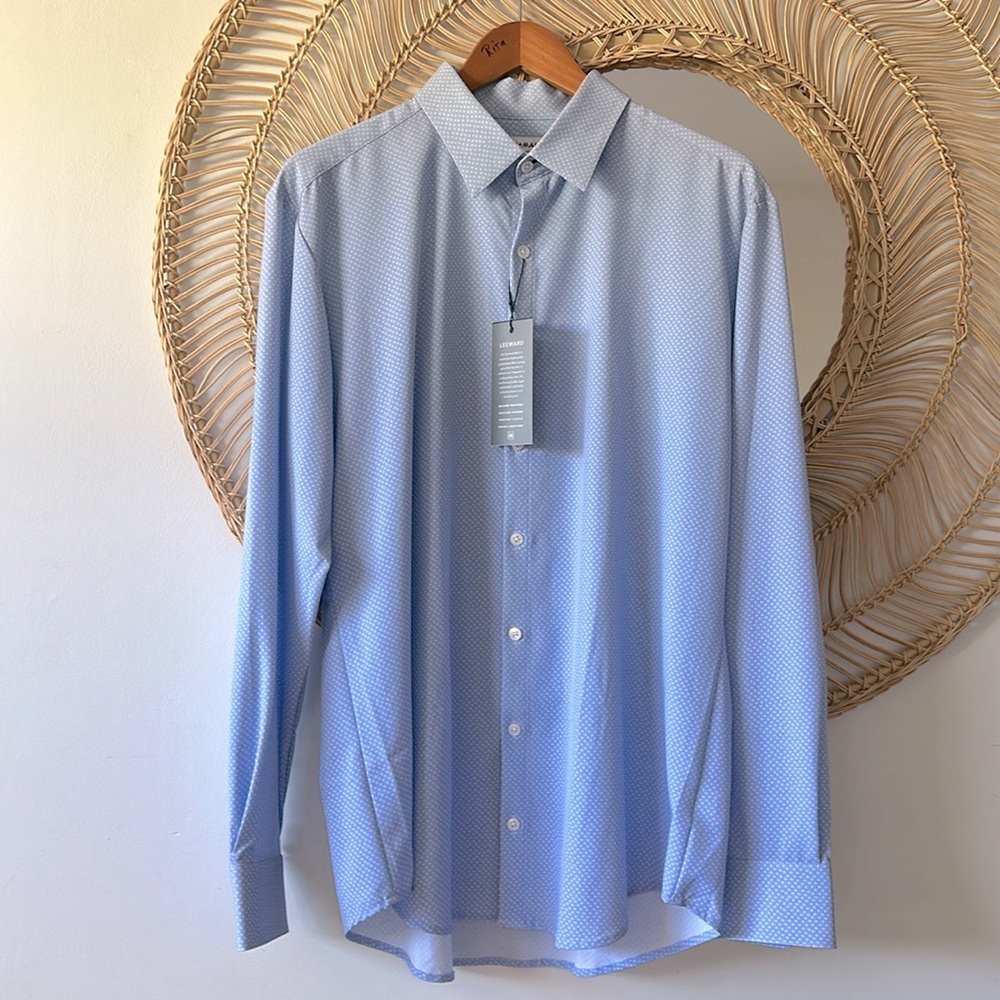 Mizzen+Main Leeward Medium Classic button down travel shirt in Medium Blue NWT